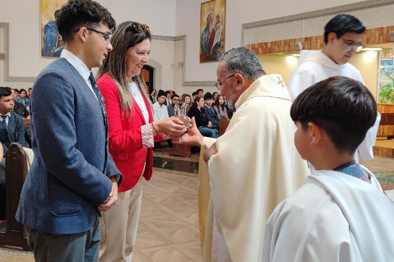 Hito de Fe y Despedida: Generación IV° Medios 2025 de Salesianos Valparaíso Celebra su Última Eucaristía