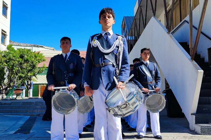 Emotiva Despedida En La Ceremonia De Finalizaci N De Banda