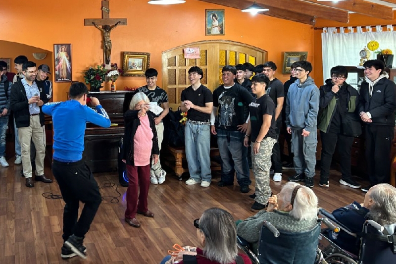 “Buenos Samaritanos: jóvenes salesianos que transforman con su servicio”